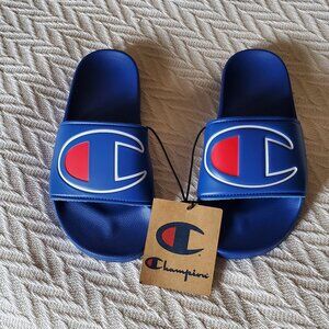 NWT Champion Blue Slides  Youth Size 4